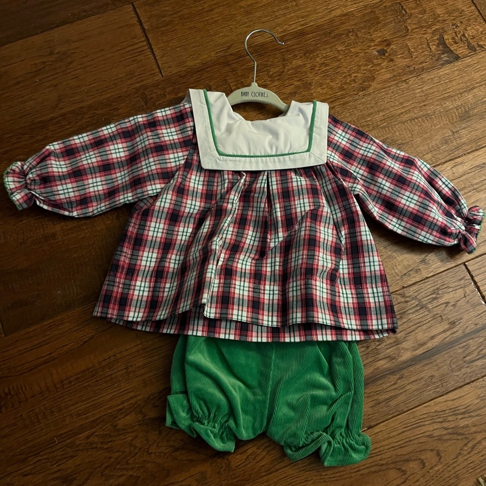TBBC Christmas outfit, 2 pieces